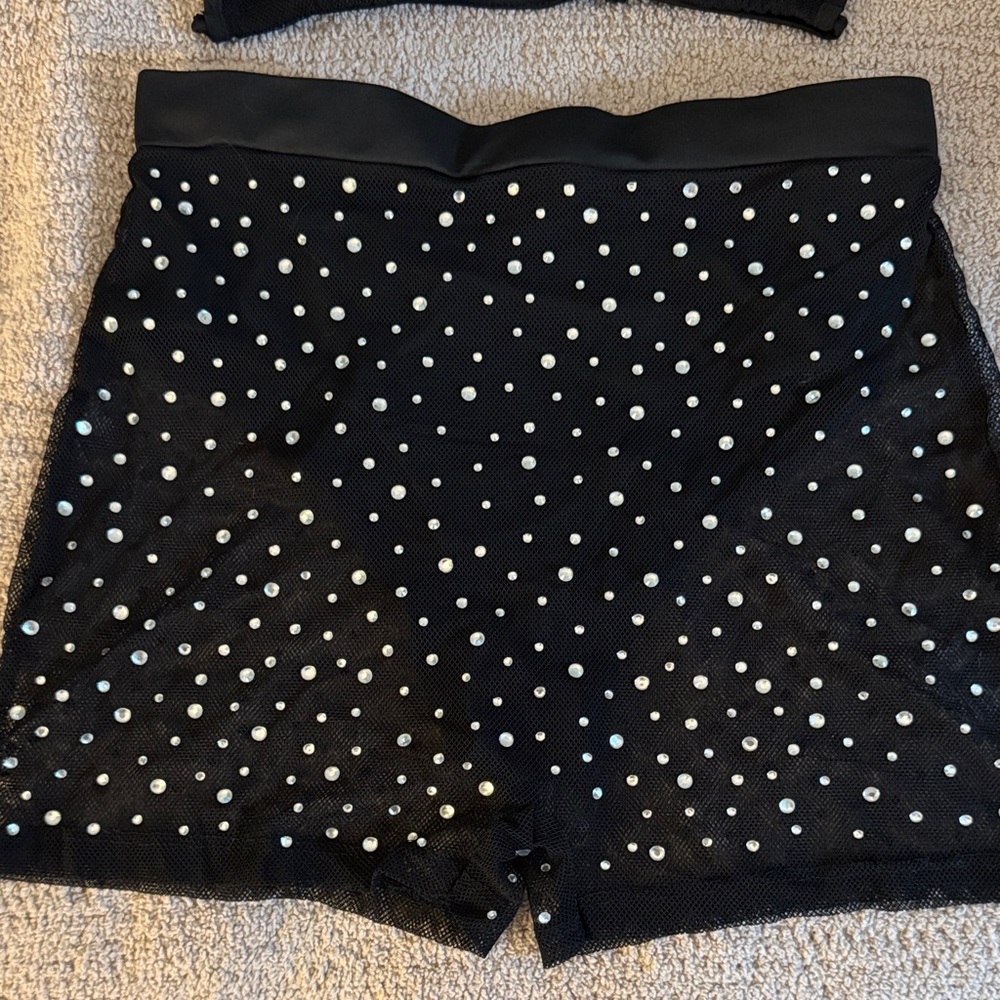Black Set with Rhinestones - Picture 3 of 6